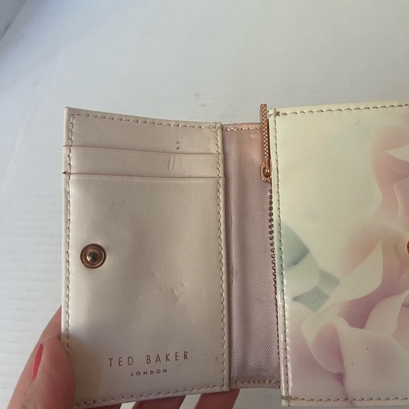 Ted baker small wallet - Picture 2 of 4